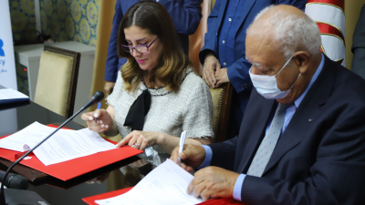 إمضاء اتفاقية تعاون بين وزارة الشؤون الاجتماعية و المفوضية السامية لشؤون اللاجئين حول دعم برامج جامعة تونس لتعلم مدى الحياة .5